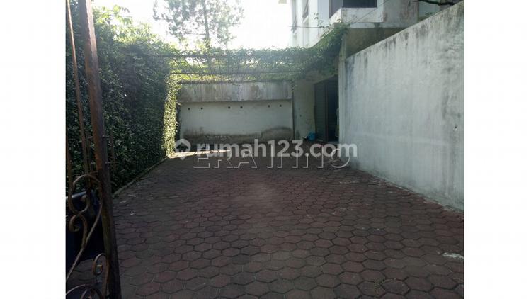  L100 Rumah  di  Villa Triniti Lembang Dekat Tempat Wisata 