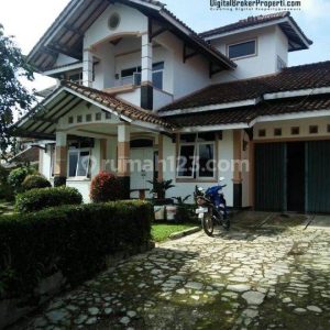 Dijual Rumah Bagus dan Indah di Lembang
